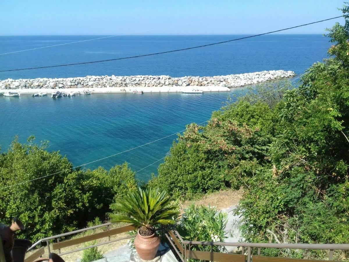 Holiday home The Stonehouse Keramidhion